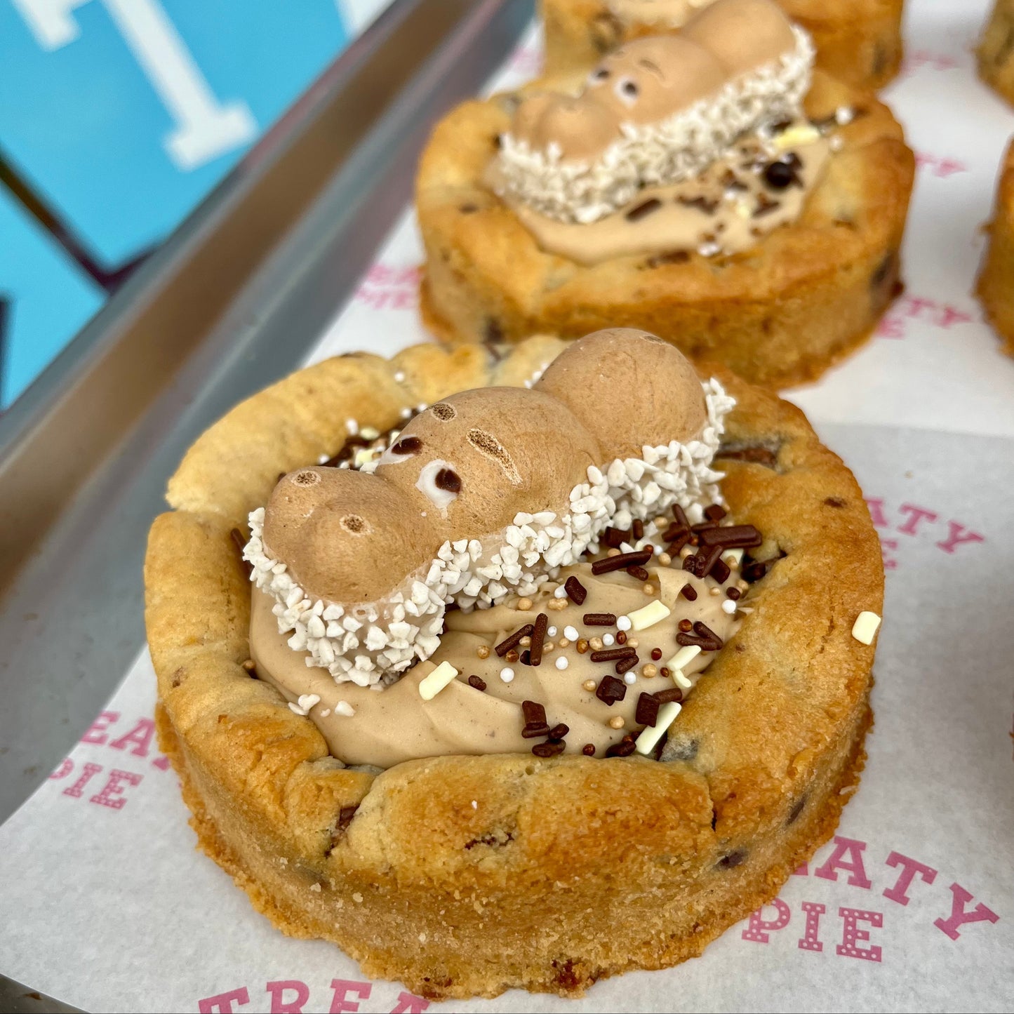 Kinder Hippo Deepdish Cookie