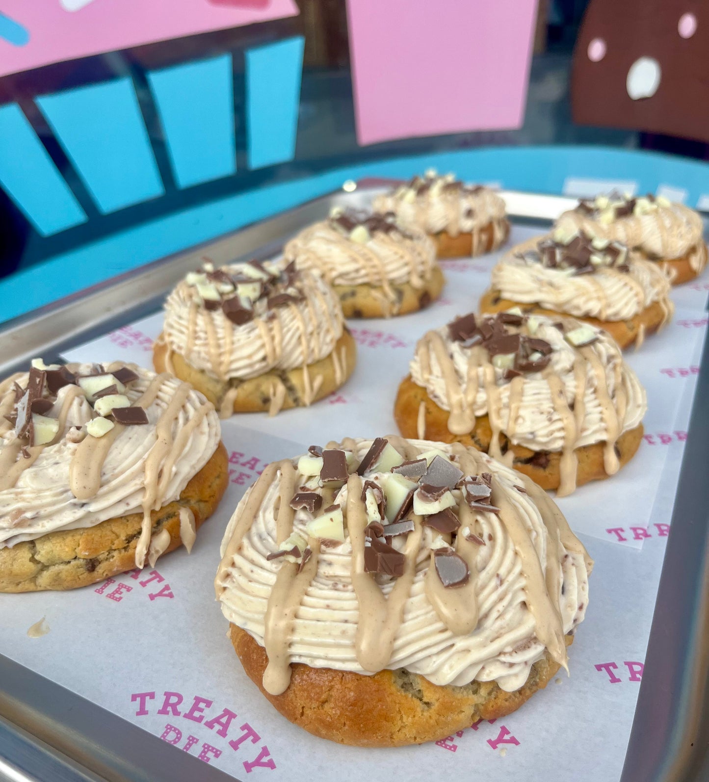 Kinder Cheesecake Cookie