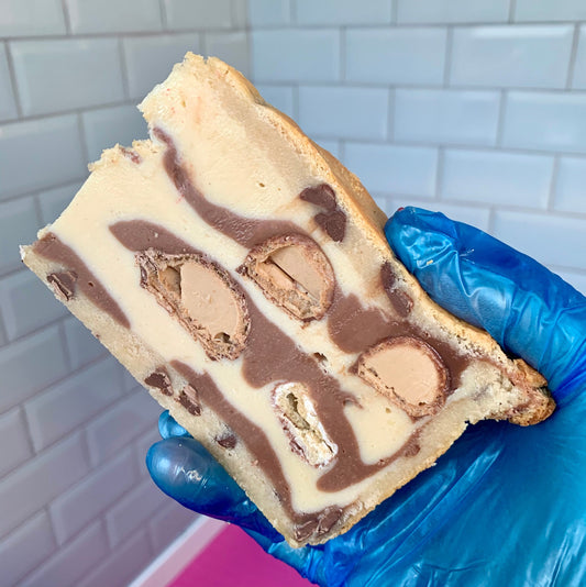 Kinder Cookie Pie